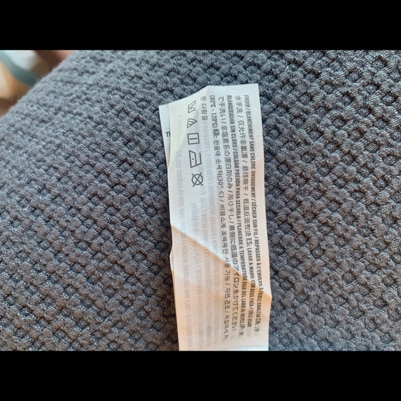 Abercrombie and Fitch Crop Top with Floral Embroidery - Picture 5 of 6